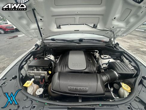 Used 2018 Dodge Durango R/T w/ Technology Group AWD/4WD image 49