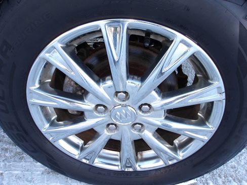 Used 2009 Buick Lucerne CXL image 24