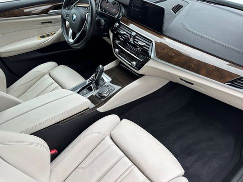Used 2018 BMW 530i RWD image 34