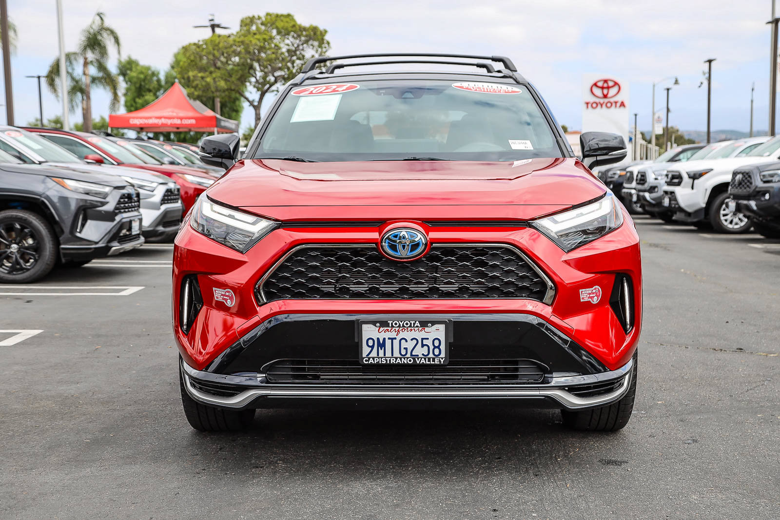 Certified 2024 Toyota RAV4 XSE w/ Weather Package AWD/4WD image 2