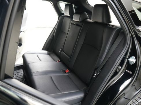 Used 2021 Toyota Venza XLE image 59