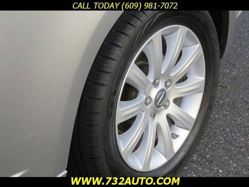 Used 2014 Chrysler 200 Limited w/ Sun/Sound Group image 28