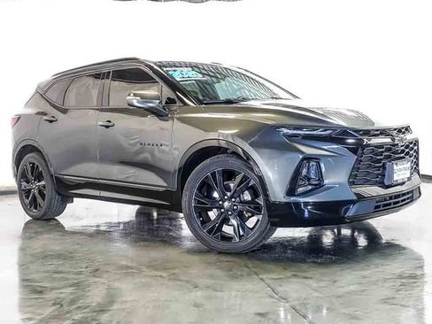 Used 2020 Chevrolet Blazer RS AWD/4WD image 2