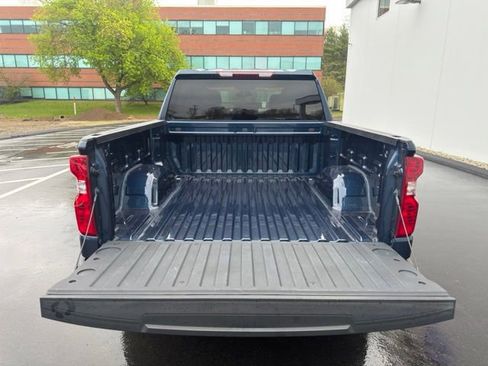 Used 2023 Chevrolet Silverado 1500 LT AWD/4WD image 20