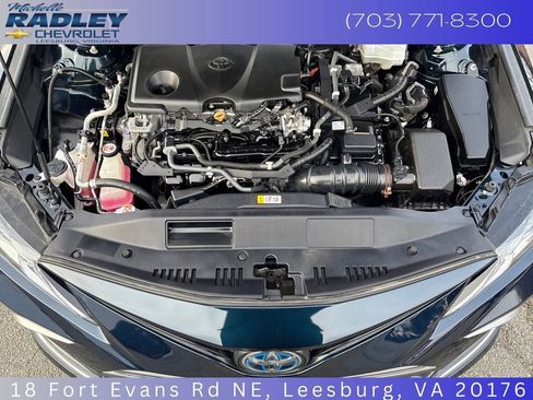 Used 2021 Toyota Camry LE image 10