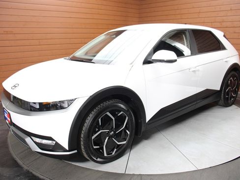 Used 2023 Hyundai Ioniq 5 SEL w/ Cargo Package image 14