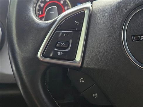 Used 2021 Chevrolet Camaro LT image 12