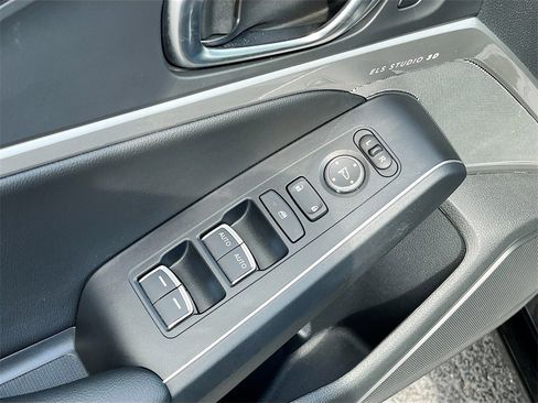 Used 2025 Acura Integra A-Spec image 18