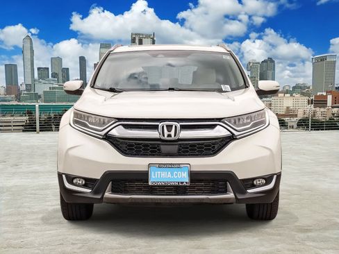 Used 2017 Honda CR-V Touring image 2