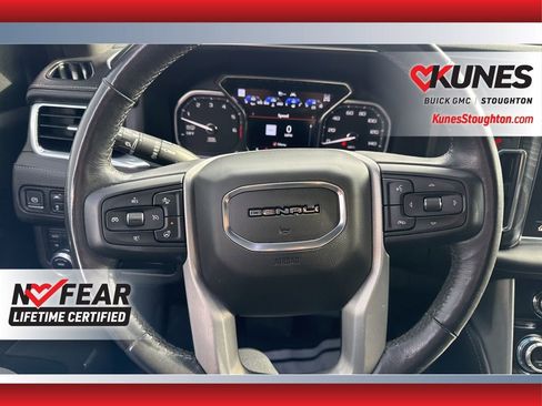 Used 2021 GMC Yukon Denali w/ Denali Premium Package image 29
