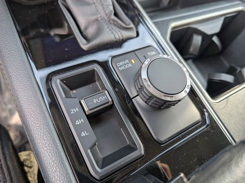 Used 2023 Toyota Tundra Limited image 26