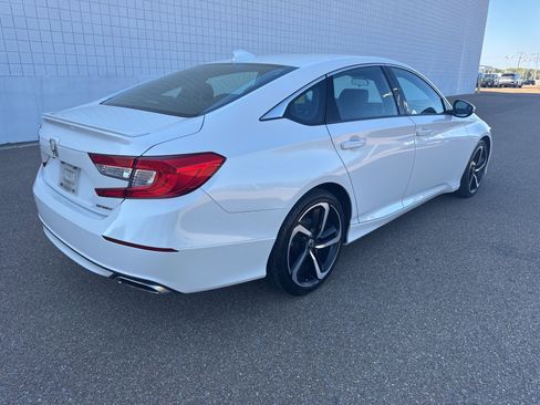 Used 2019 Honda Accord Sport image 7