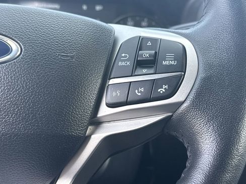 Used 2024 Ford Explorer XLT w/ Equipment Group 202A image 32