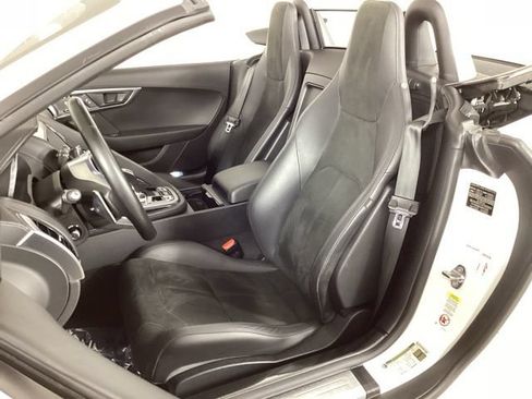 Used 2018 Jaguar F-TYPE Convertible RWD image 28