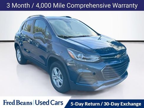 Used 2020 Chevrolet Trax LT w/ LT Convenience Package AWD/4WD image 1
