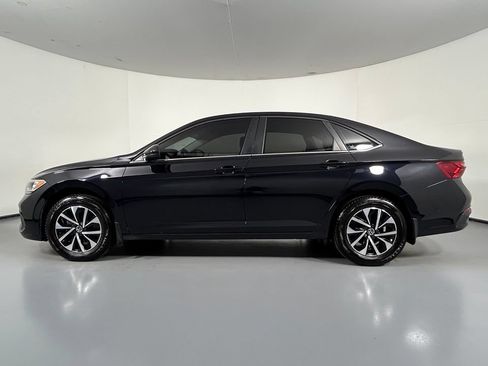 Used 2022 Volkswagen Jetta S FWD image 4