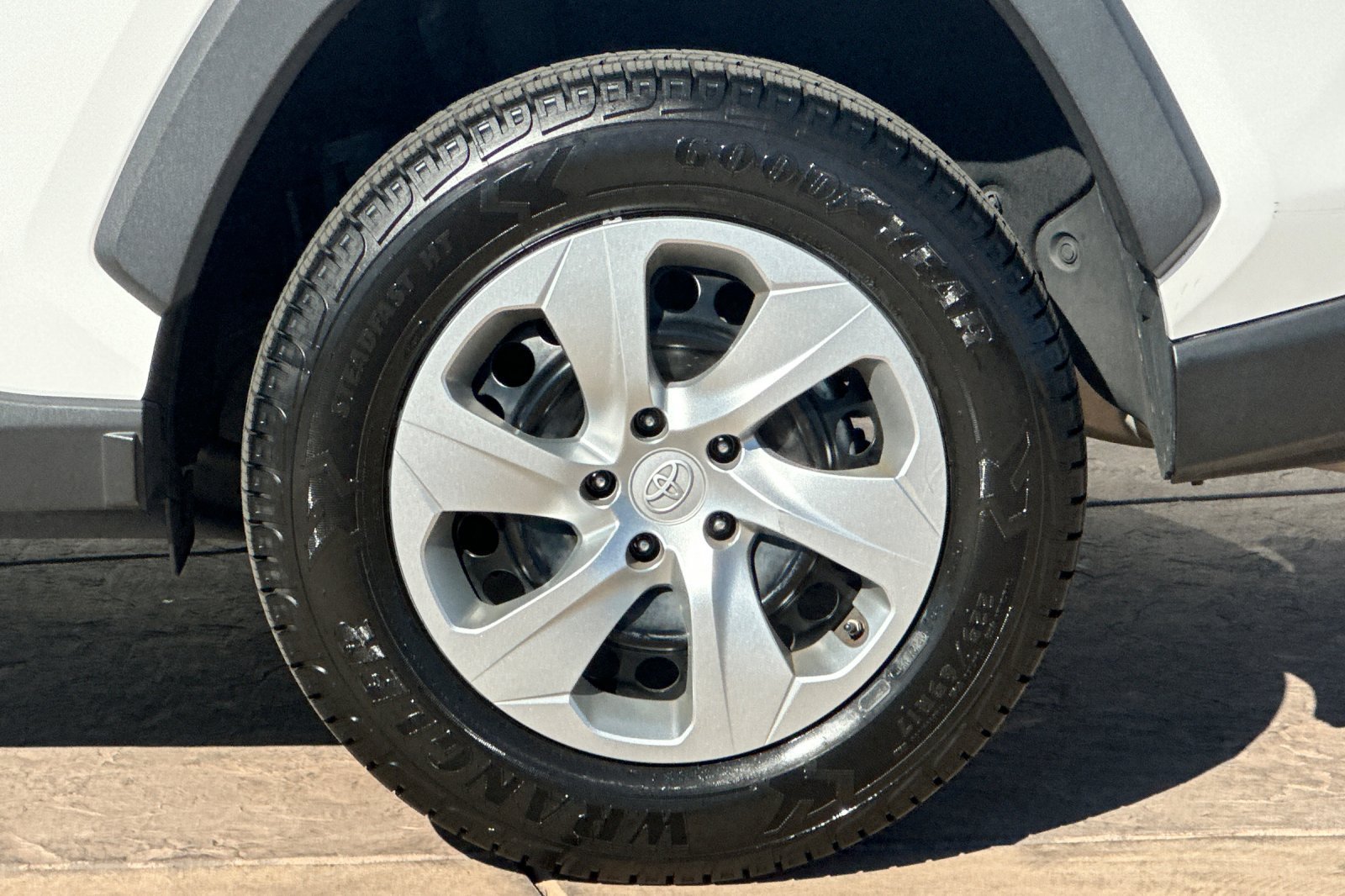 Certified 2020 Toyota RAV4 LE w/ All Weather Liner Package FWD image 32