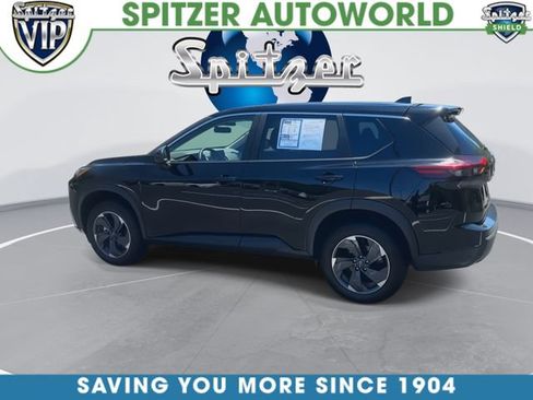 Used 2025 Nissan Rogue SV AWD/4WD image 7