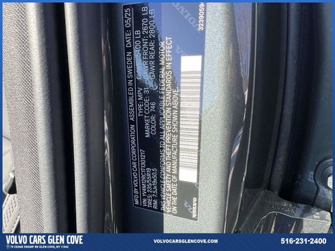 Used 2026 Volvo XC60 B5 Plus w/ Protection Package Premier image 17