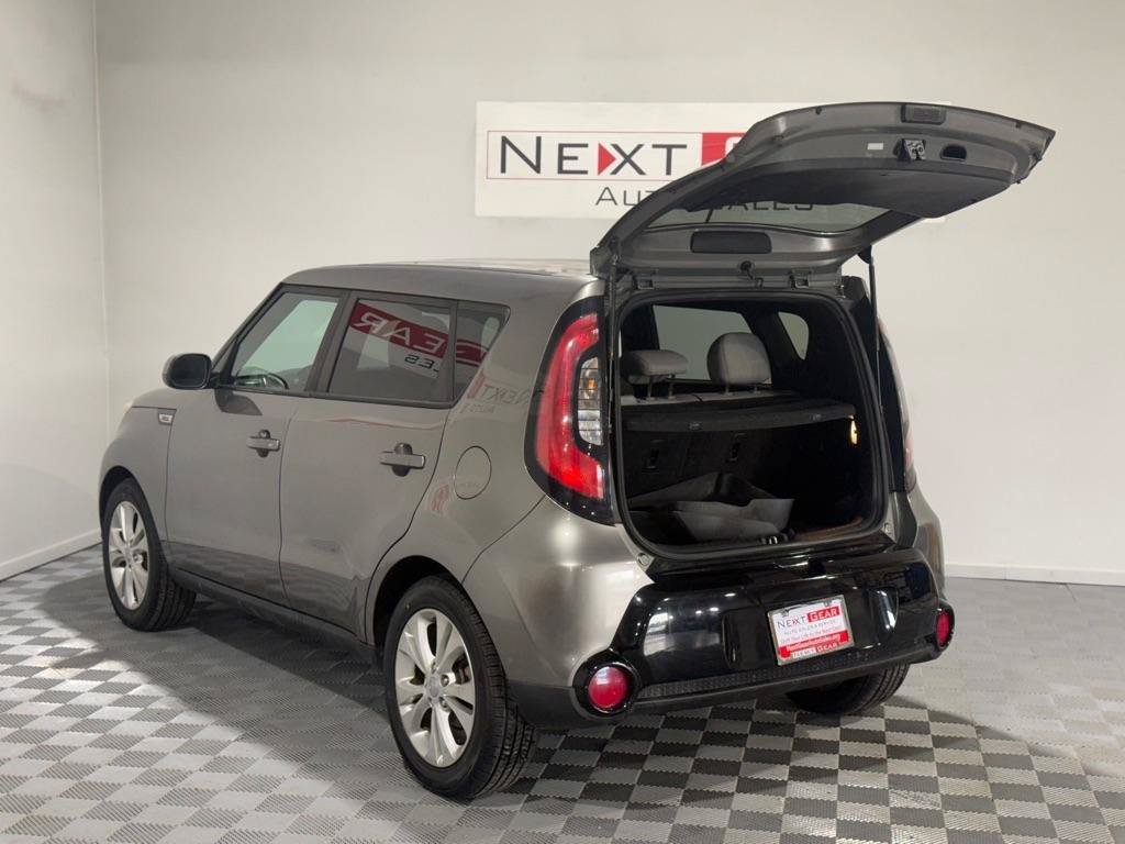Used 2016 Kia Soul + FWD image 30