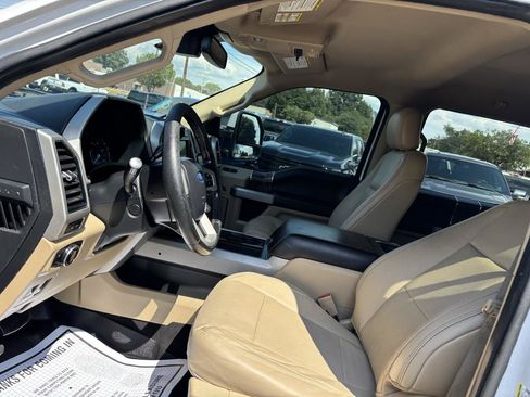 Used 2019 Ford F250 Lariat w/ Lariat Ultimate Package AWD/4WD image 11