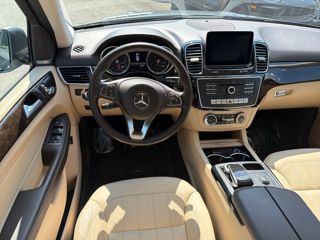 Used 2018 Mercedes-Benz GLE 350 w/ Premium 1 Package image 23
