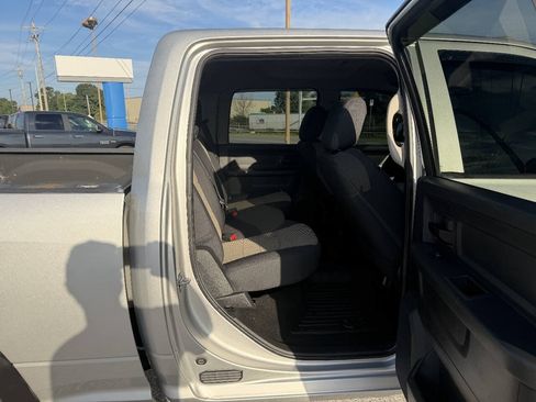 Used 2012 RAM 2500 ST w/ Chrome Appearance Group AWD/4WD image 24
