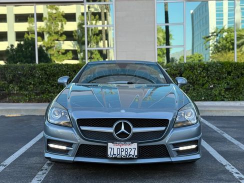 Used 2012 Mercedes-Benz SLK 350 image 8