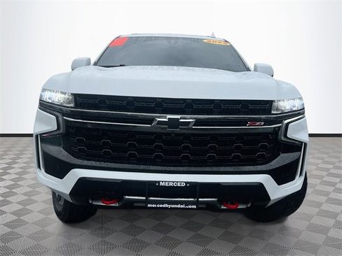 Used 2022 Chevrolet Tahoe Z71 w/ Luxury Package image 2