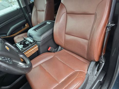 Used 2019 Chevrolet Tahoe Premier w/ Premier Plus Edition image 25