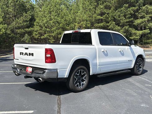 Used 2025 RAM 1500 Laramie RWD image 31