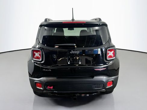 Used 2017 Jeep Renegade Trailhawk AWD/4WD image 6