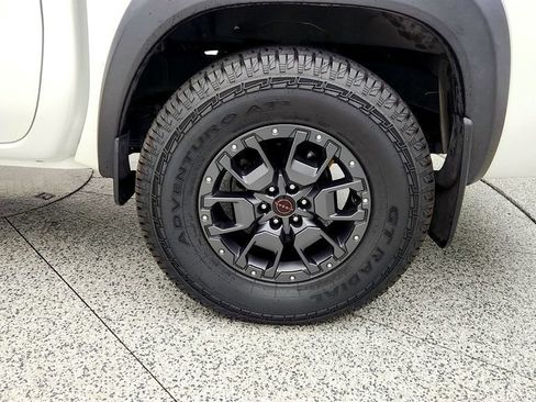 Used 2023 Nissan Frontier PRO-4X w/ Pro-4X Premium Package AWD/4WD image 9