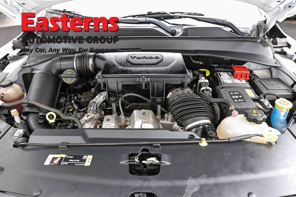 Used 2024 Jeep Compass Latitude AWD/4WD image 9