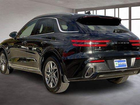 Used 2025 Genesis GV70 2.5T image 4