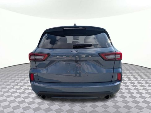 Used 2024 Ford Escape ST-Line image 4