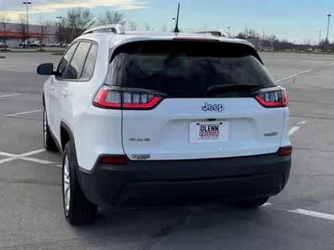Used 2020 Jeep Cherokee Latitude AWD/4WD image 7