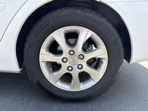 Used 2005 Toyota Camry XLE FWD image 32