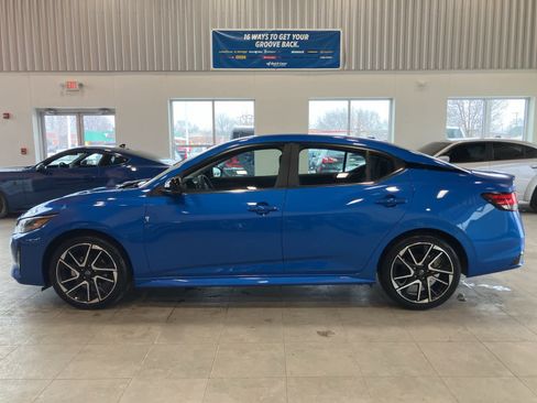 Used 2025 Nissan Sentra SR image 8