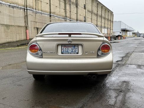 Used 2003 Nissan Maxima SE FWD image 18