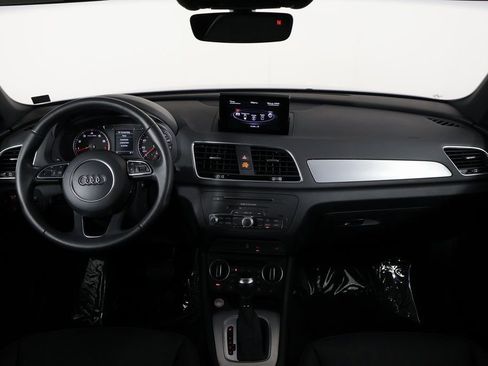 Used 2018 Audi Q3 2.0T Premium image 8