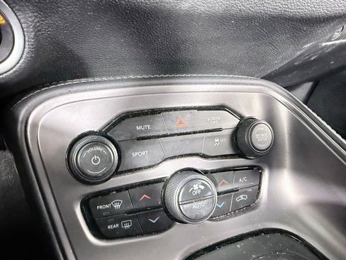 Used 2023 Dodge Challenger SXT w/ Blacktop Package image 20