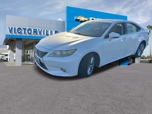 Used 2013 Lexus ES 350 w/ Luxury Pkg image 9