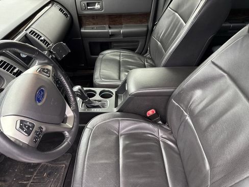 Used 2019 Ford Flex Limited image 11
