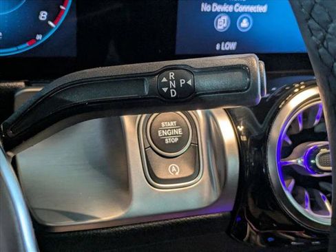 Certified 2022 Mercedes-Benz GLB 250 image 13