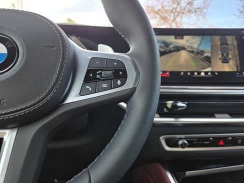 New 2026 BMW X6 M60i w/ Climate Comfort Package image 31