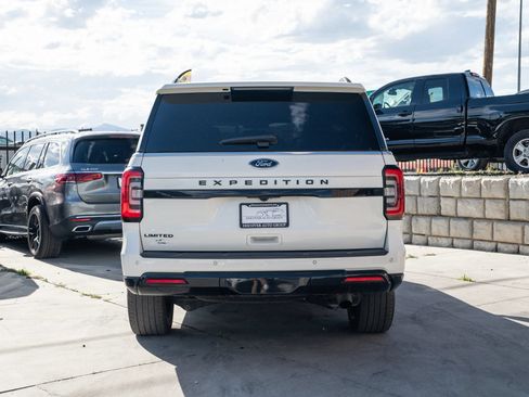 Used 2023 Ford Expedition Limited AWD/4WD image 6