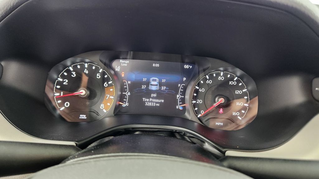 Used 2025 Jeep Compass Limited AWD/4WD image 21