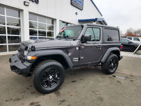 Used 2020 Jeep Wrangler Sport AWD/4WD image 7
