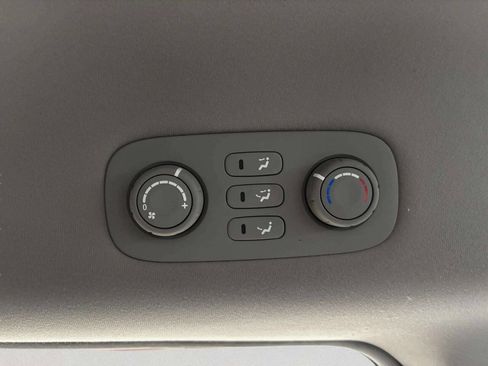 Used 2006 Kia Sedona LX image 20